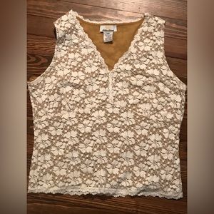 lace top / size l